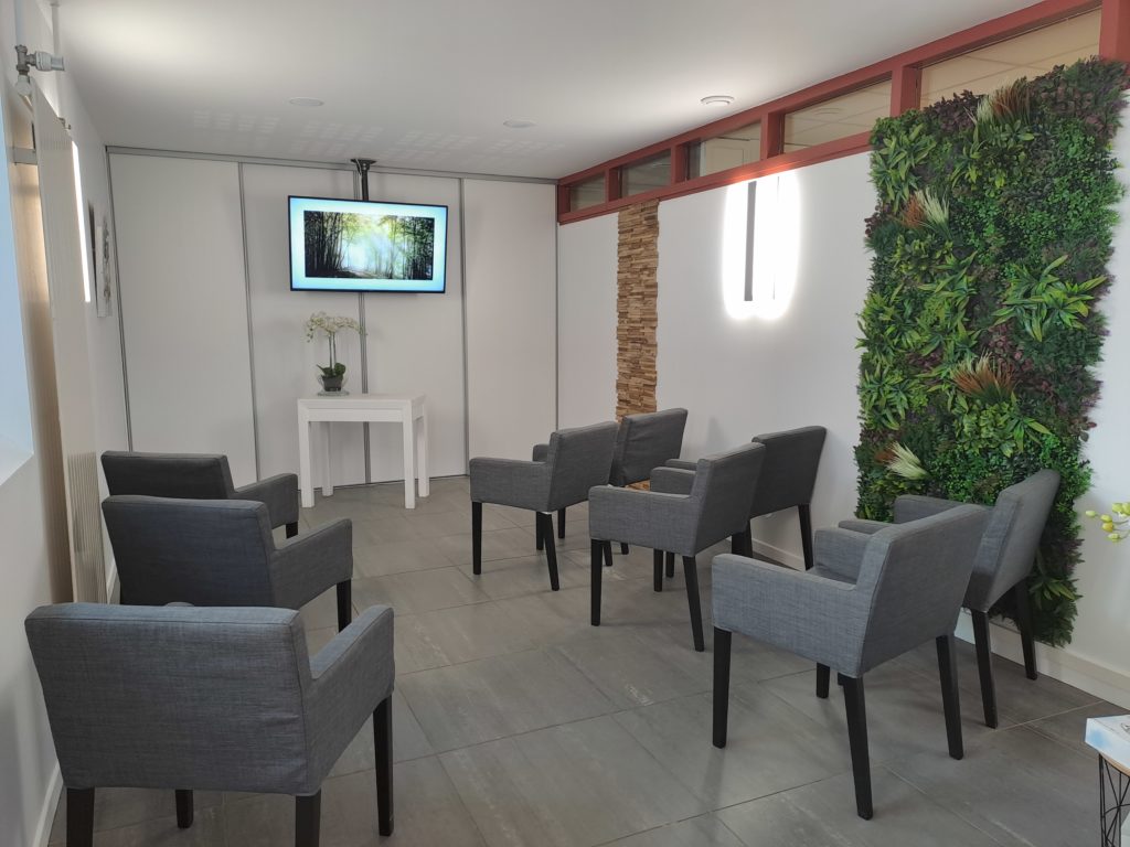 salle de départ à distance crématorium de Brest